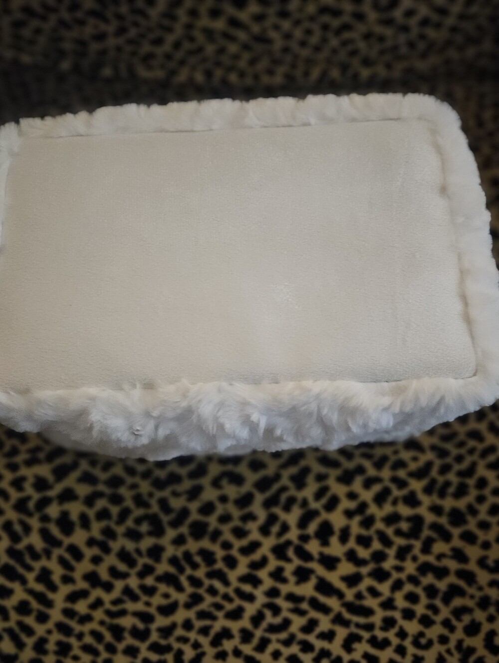 UGG Cream Faux Fur Basket with Logo Patch - Picture 5 of 7